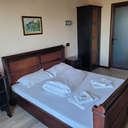 Caviar 3* Σουλινάς